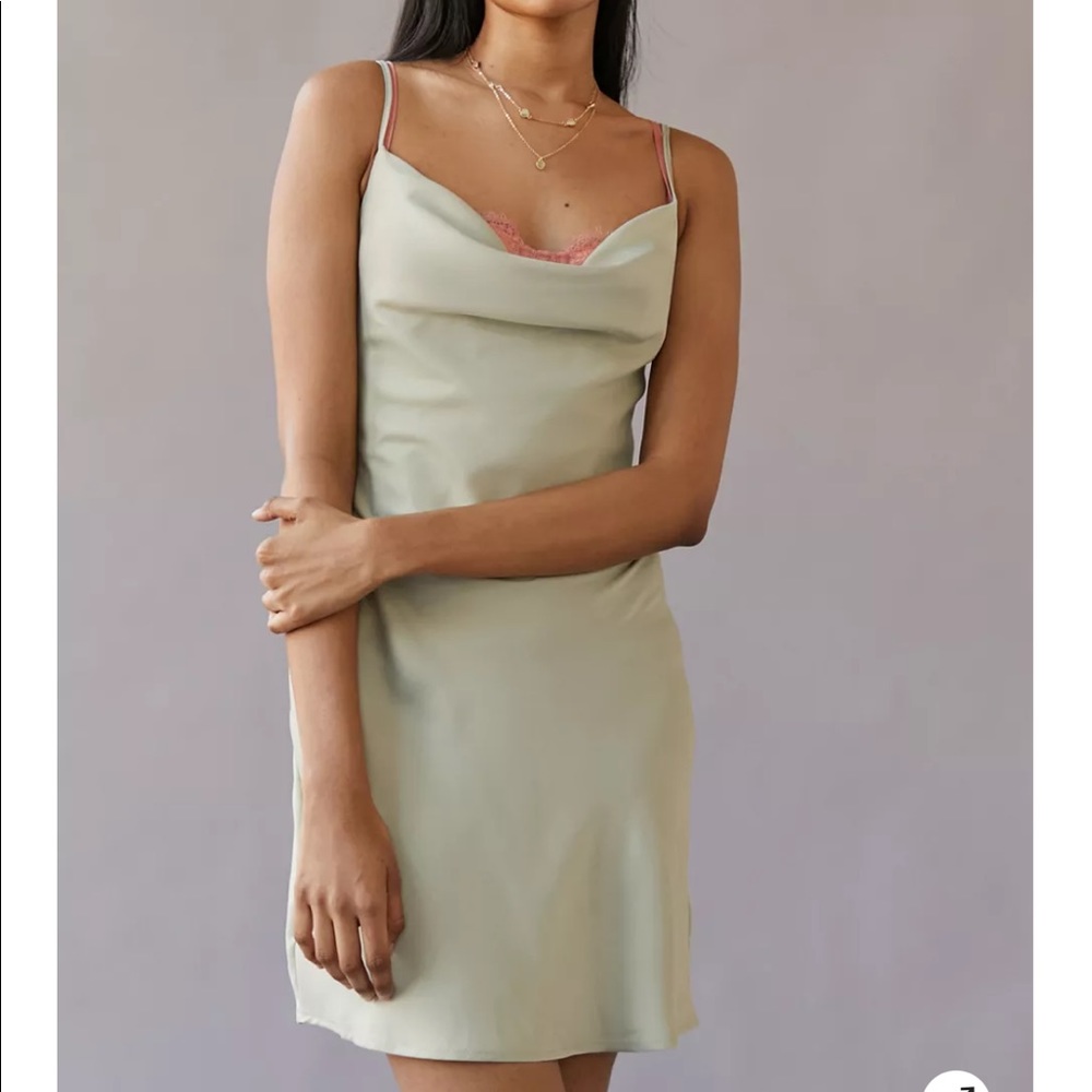✨DARK GREEN NECK SLIP DRESS✨